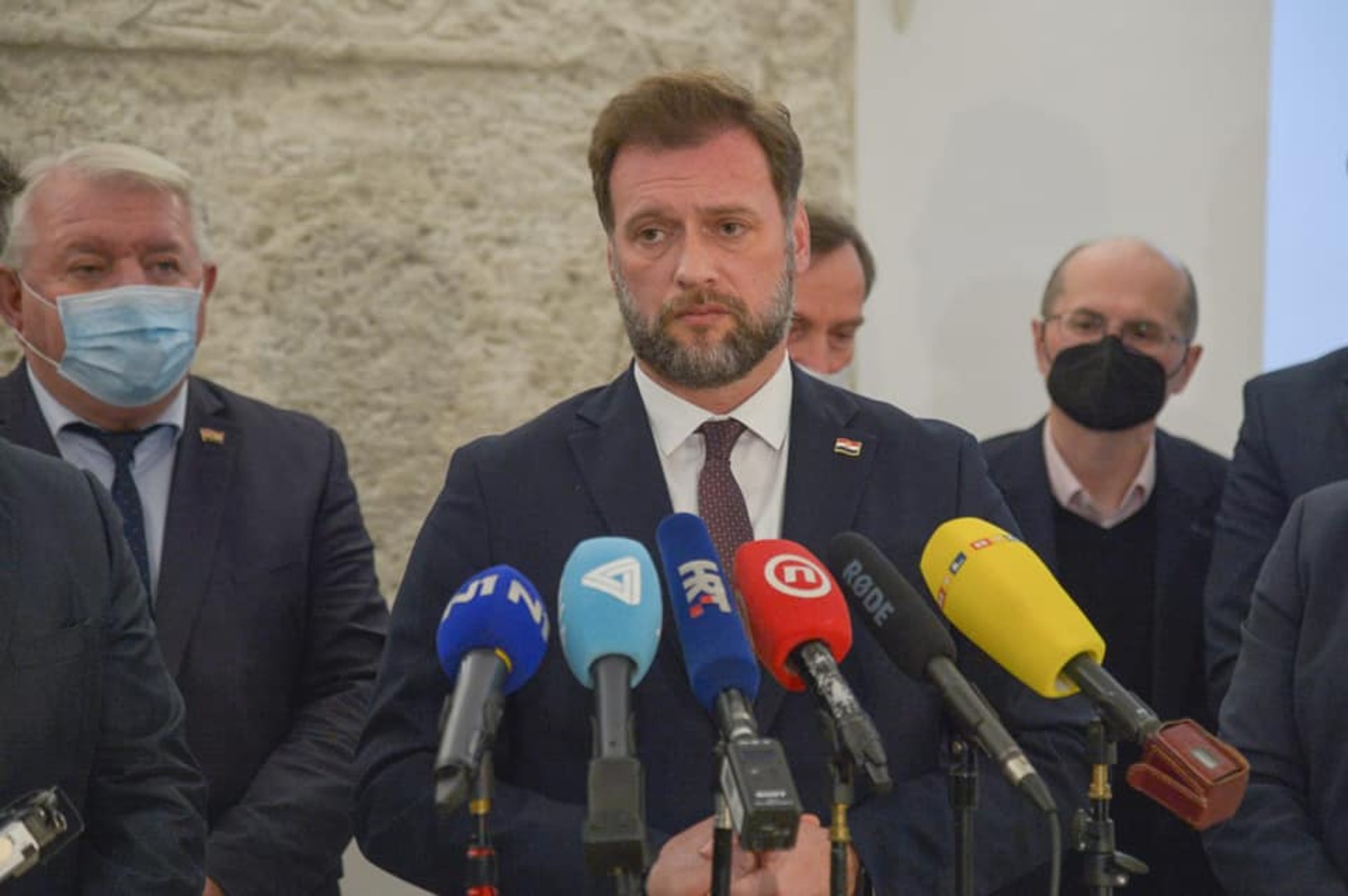 Bonožić: "Našli smo dijelove aviobombe" - slika 1